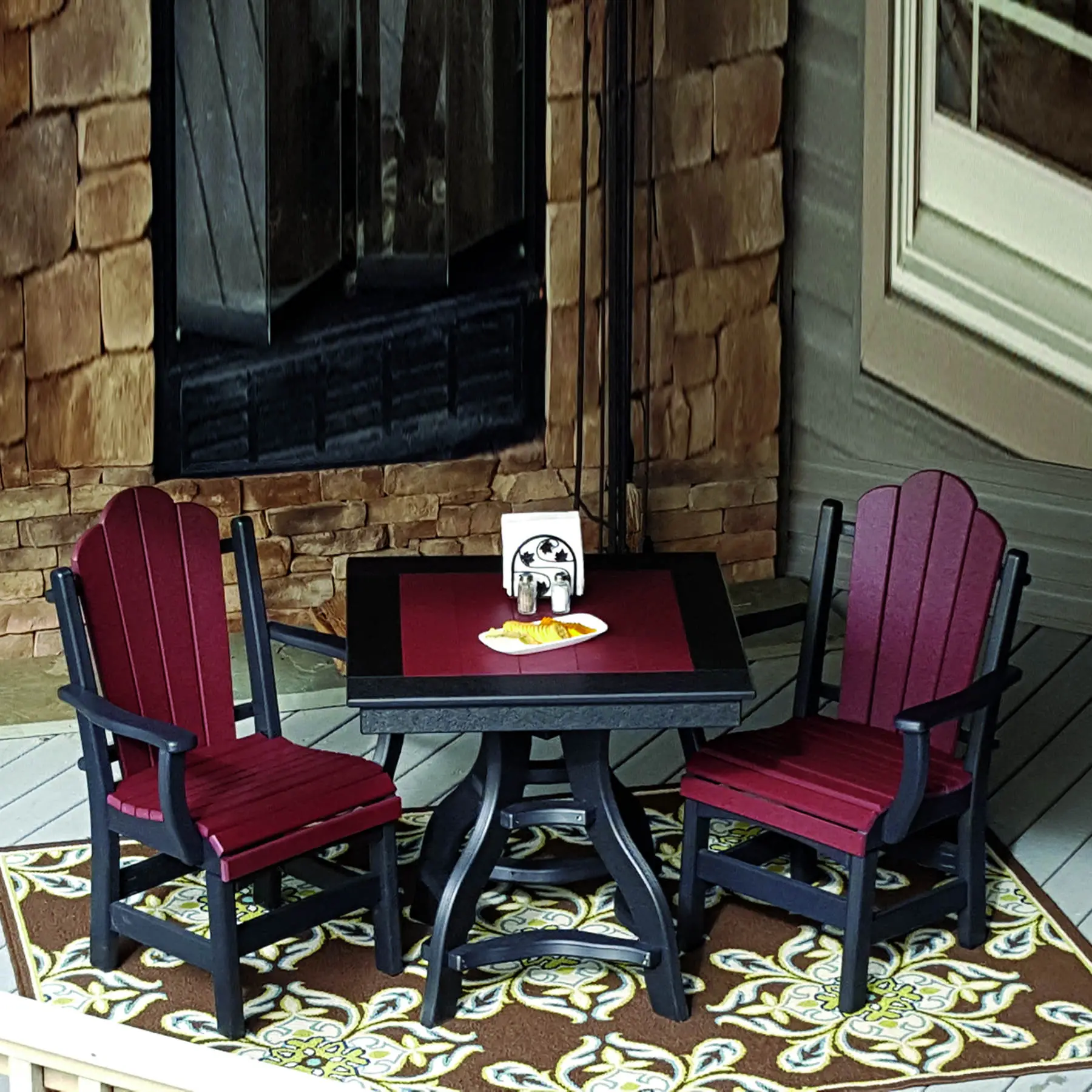 Amish Poly Daisy Dining Set