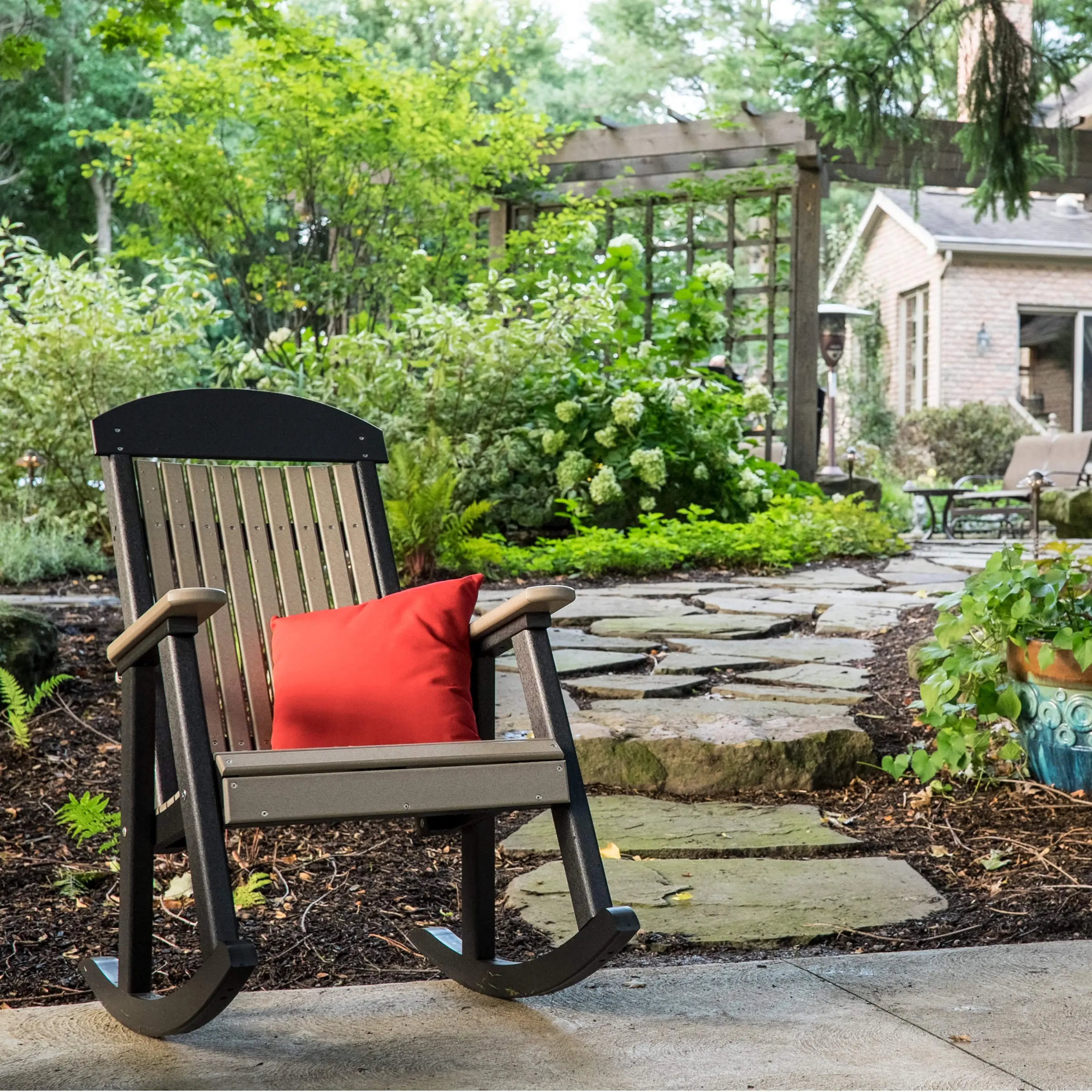 Luxcraft Crestville Porch Rocker - Thumbnail 4