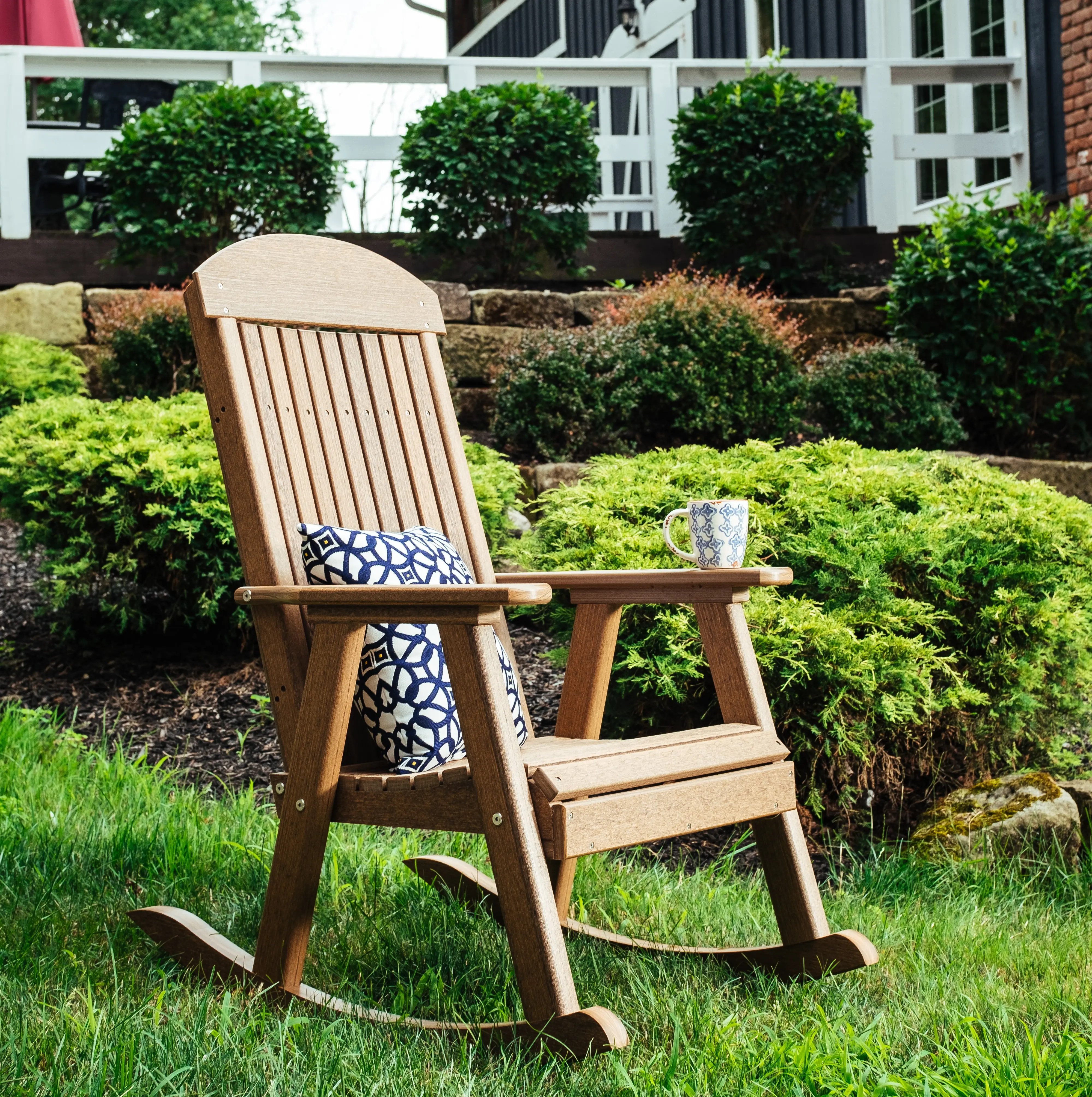 Luxcraft Crestville Porch Rocker