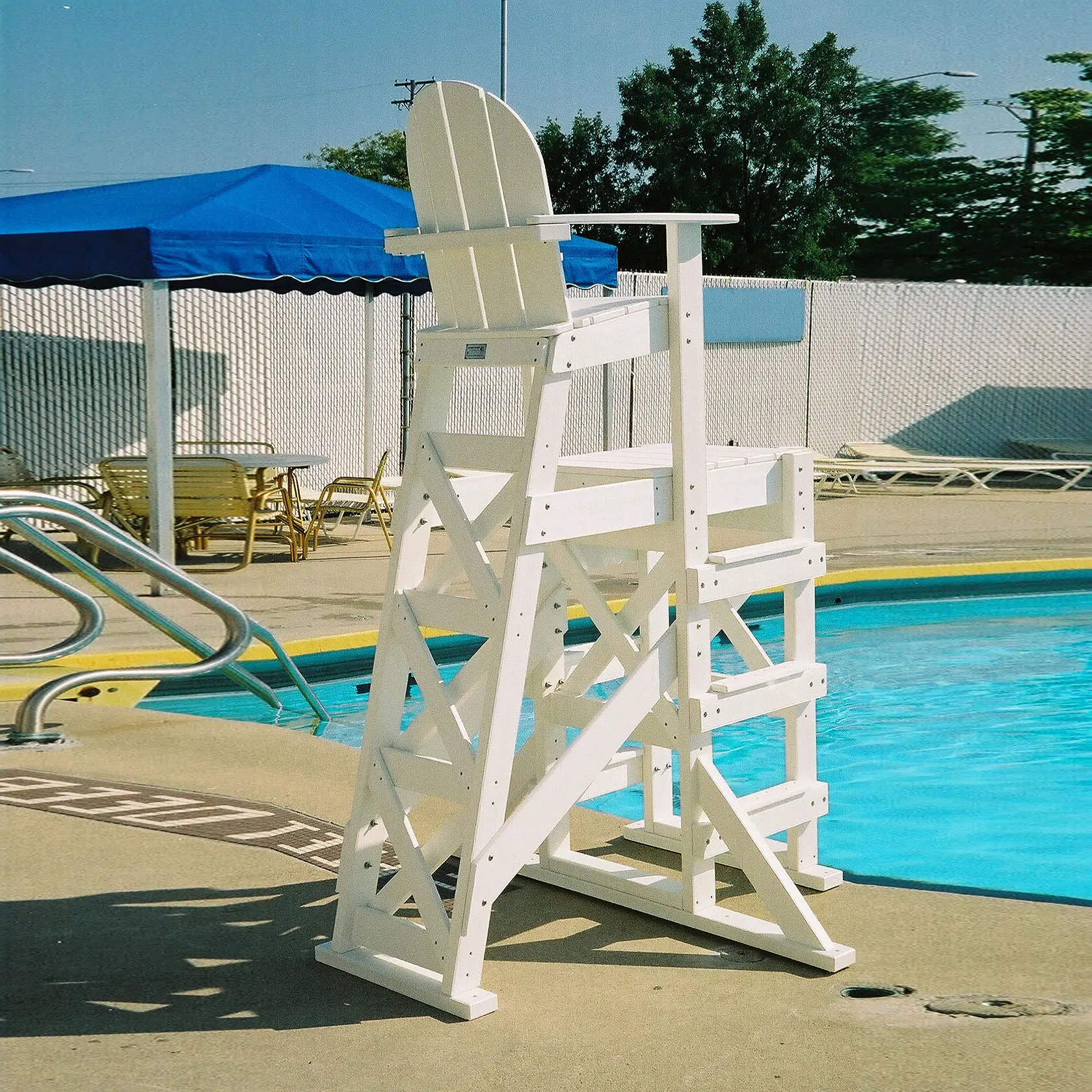Tailwind TLG530 Lifeguard Chair - Thumbnail 2