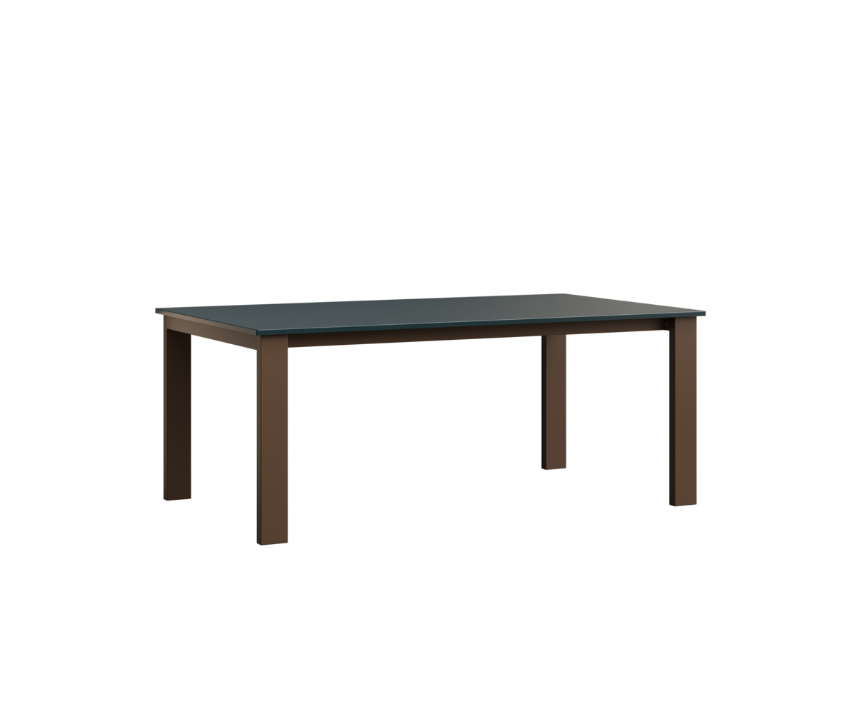 Berlin Gardens Berkley 42 x 72 in Extension Dining Table