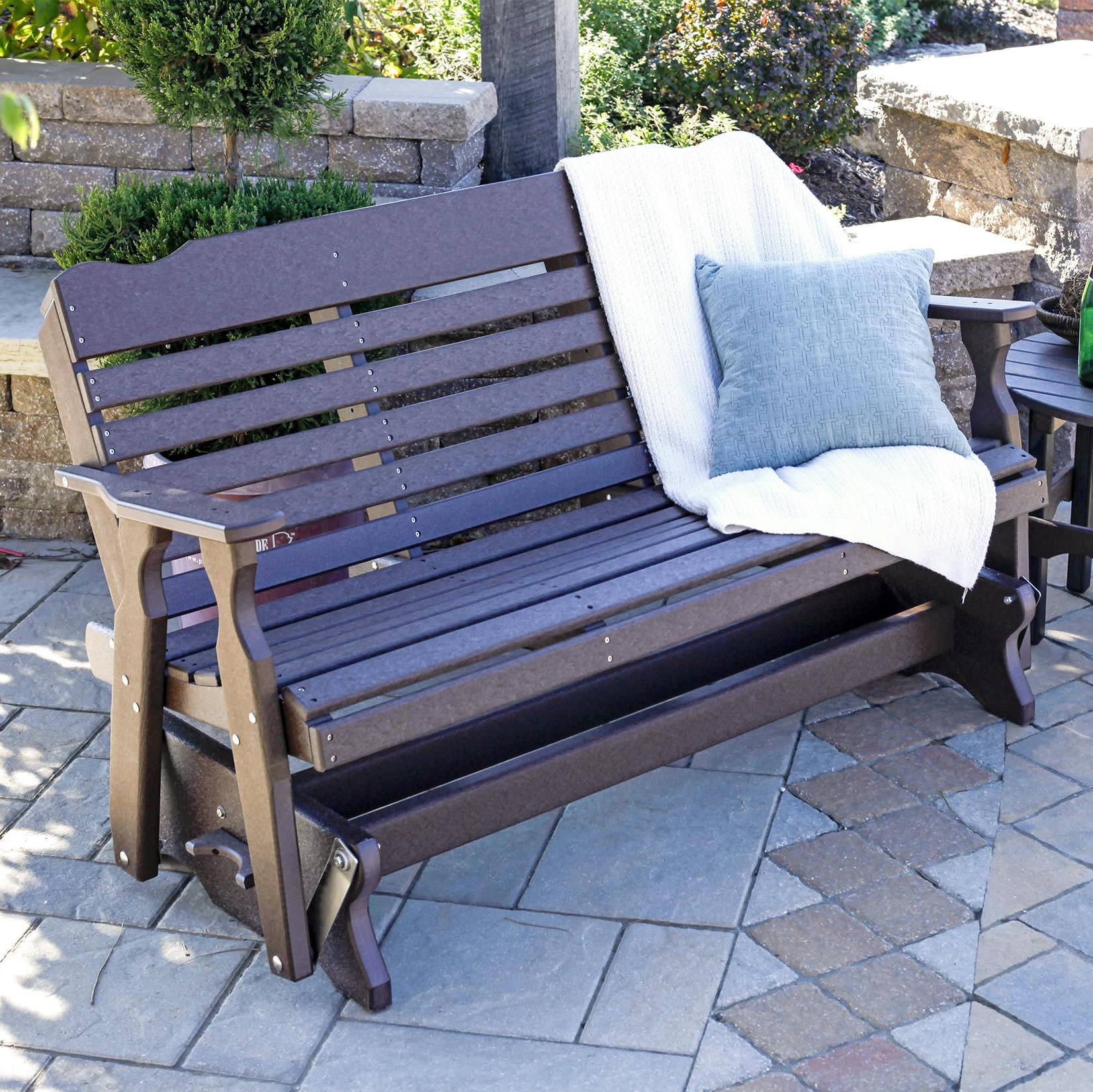 Amish Poly 5 ft West Chester Glider