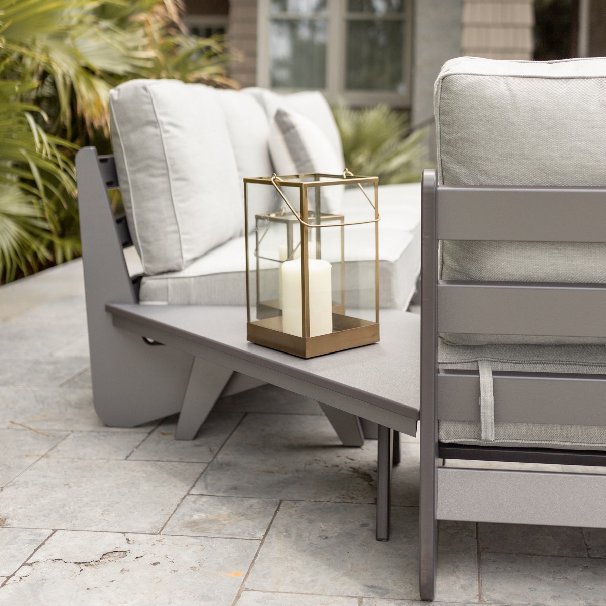Berlin Gardens Angled MGP Accessory Table
