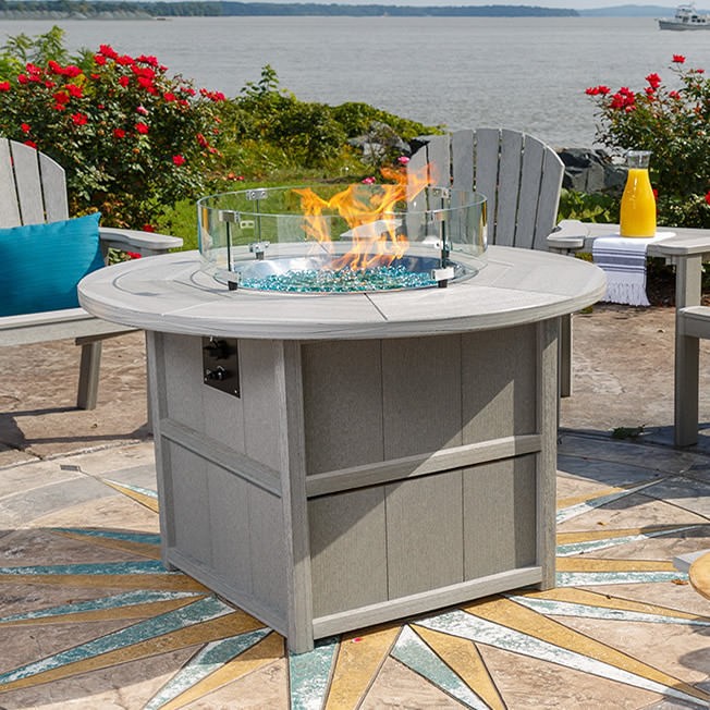Finch Amish Poly 42 in SummerSide Round Fire Dining Table