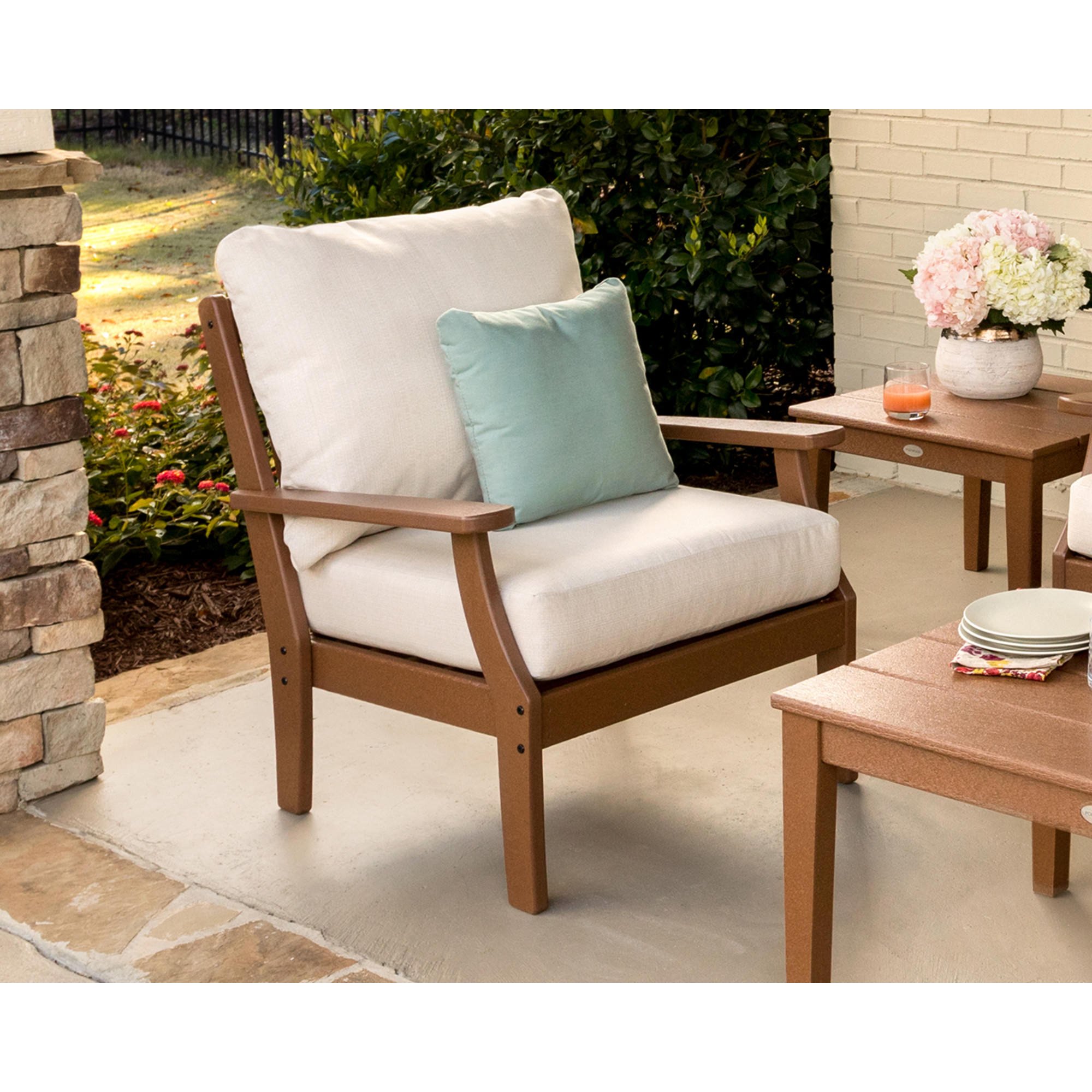 POLYWOOD® Braxton Deep Seating Chair - Lifestyle View 1
