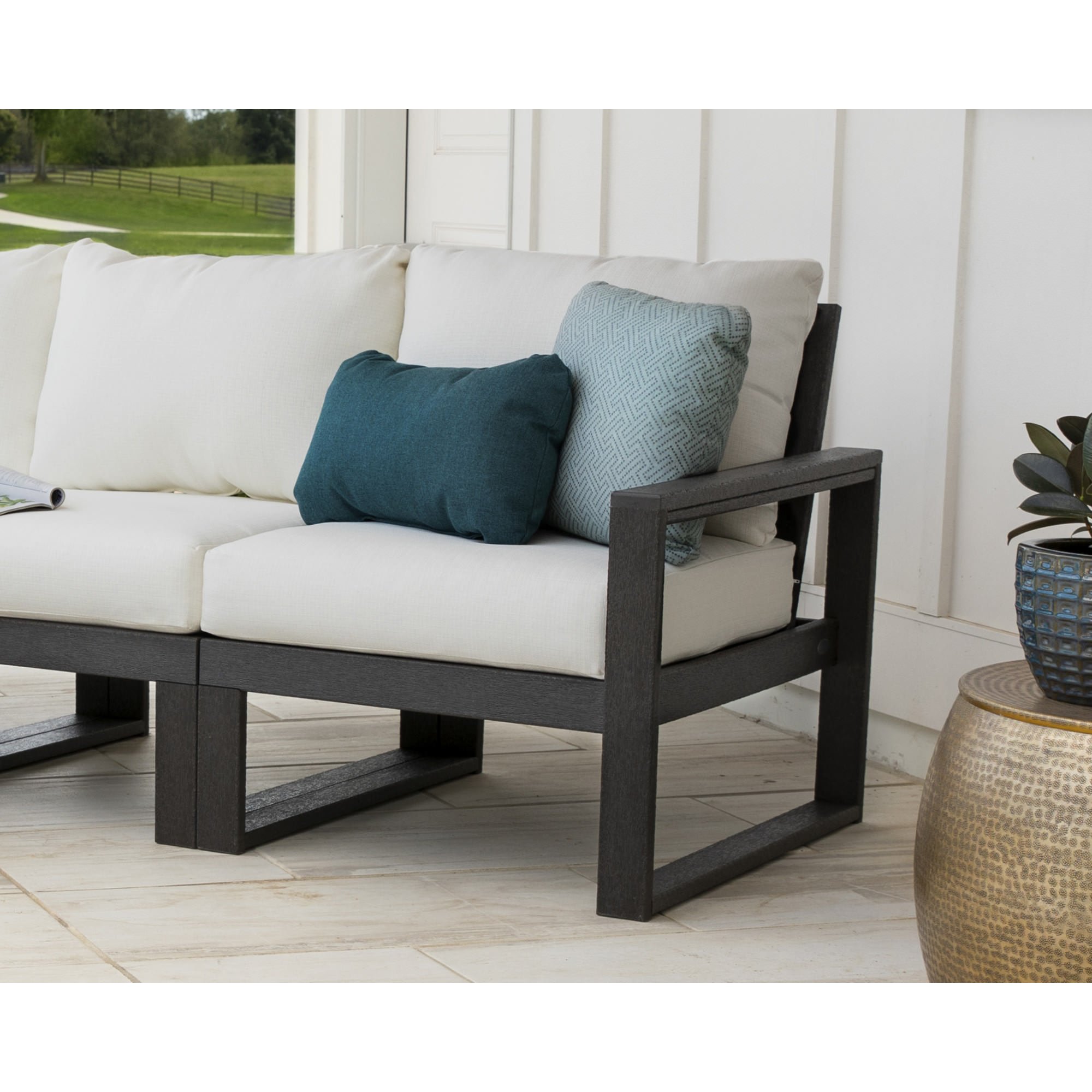 POLYWOOD® EDGE Modular Right Arm Chair - Lifestyle View 3