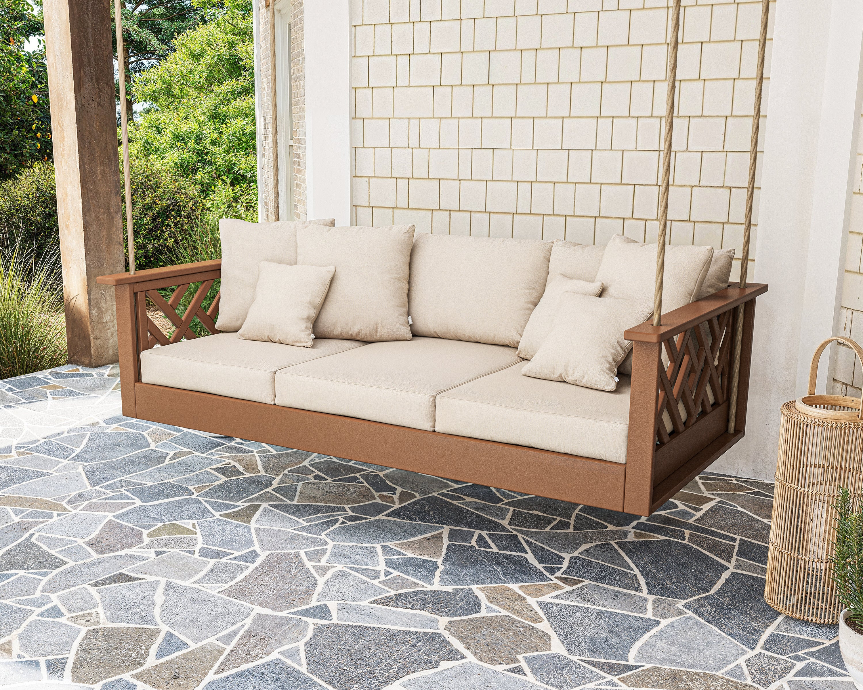POLYWOOD® Chippendale Daybed Swing