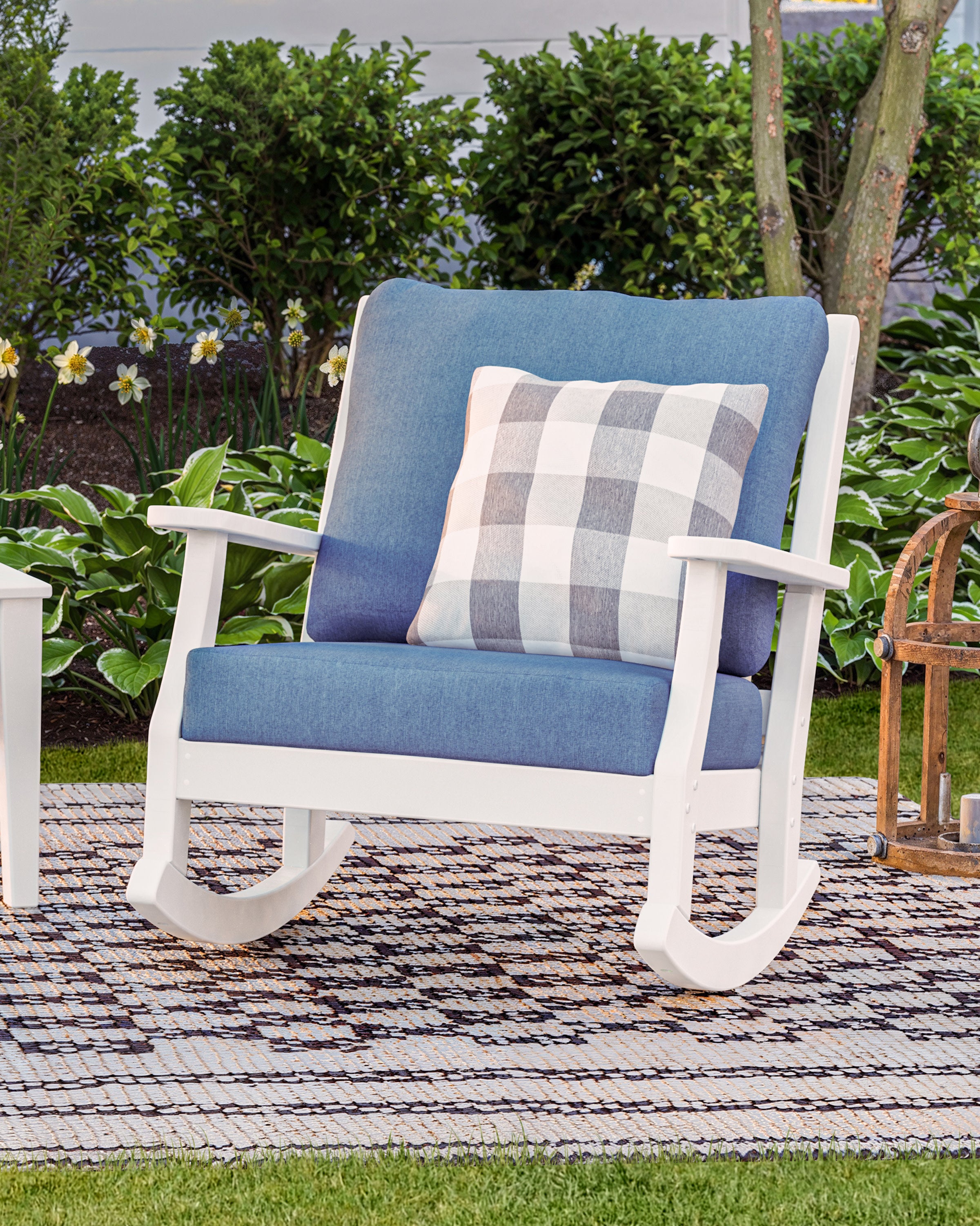 Wovendale Deep Seating Rocking Chair