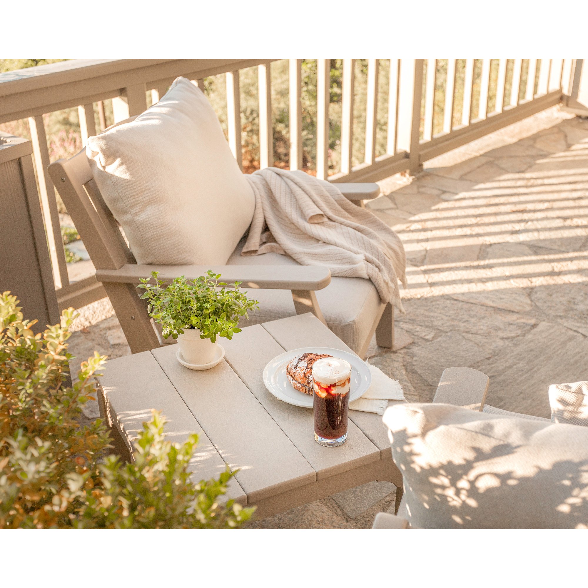Martha Stewart by POLYWOOD Chinoiserie 3-Piece Deep Seating Set - Lifestyle View 3