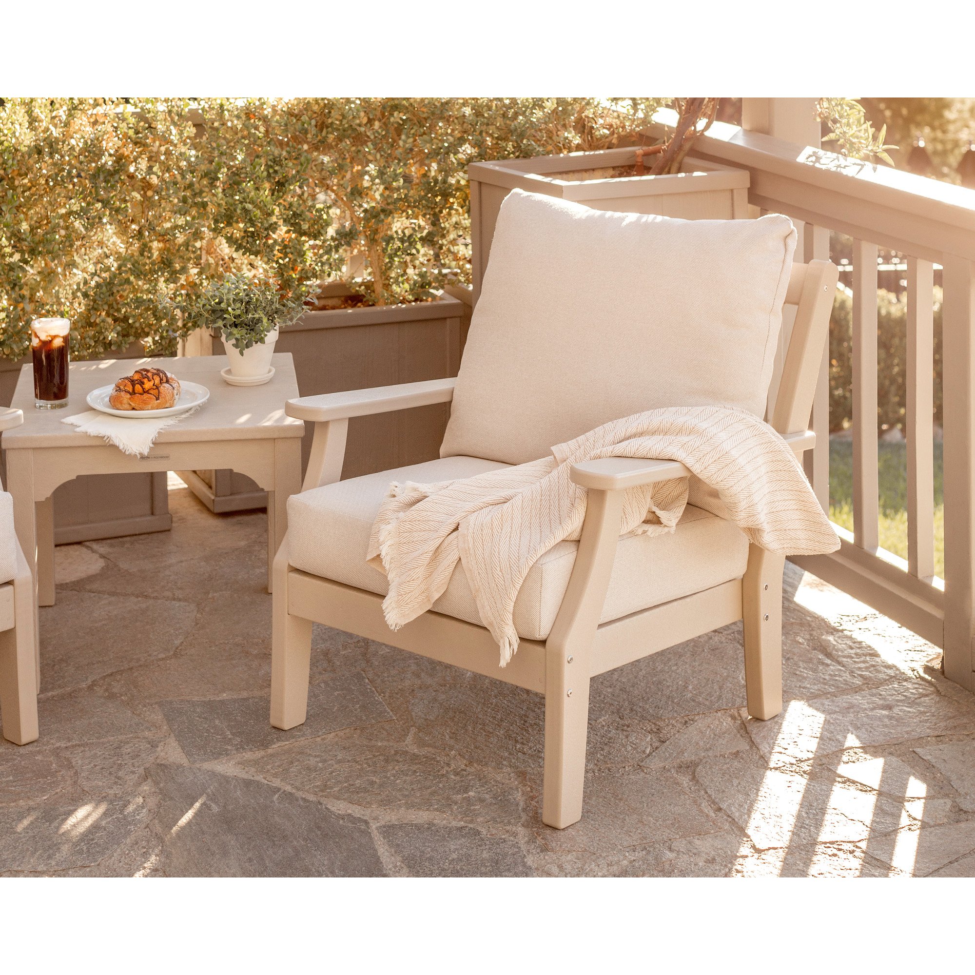 Martha Stewart by POLYWOOD Chinoiserie 3-Piece Deep Seating Set - Lifestyle View 5