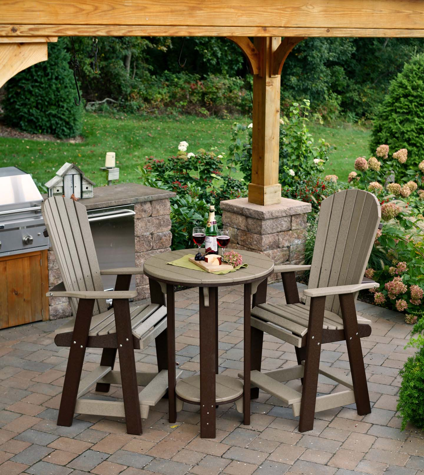 Amish Poly 30 in Bistro Bar Table